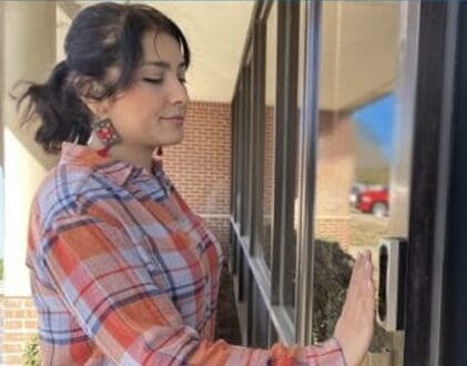 CG Readers Business Entrance